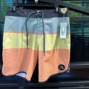 Quiksilver Surfsilk Tijuana 19" Boardshort